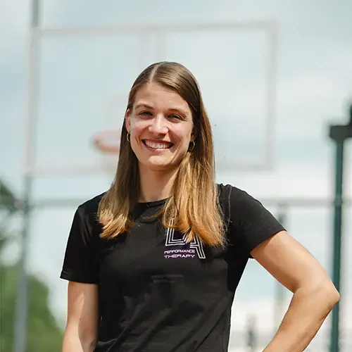 2024-08-15-LAPhysio_JK_-Mitarbeiterfotos_Edit_Svenja